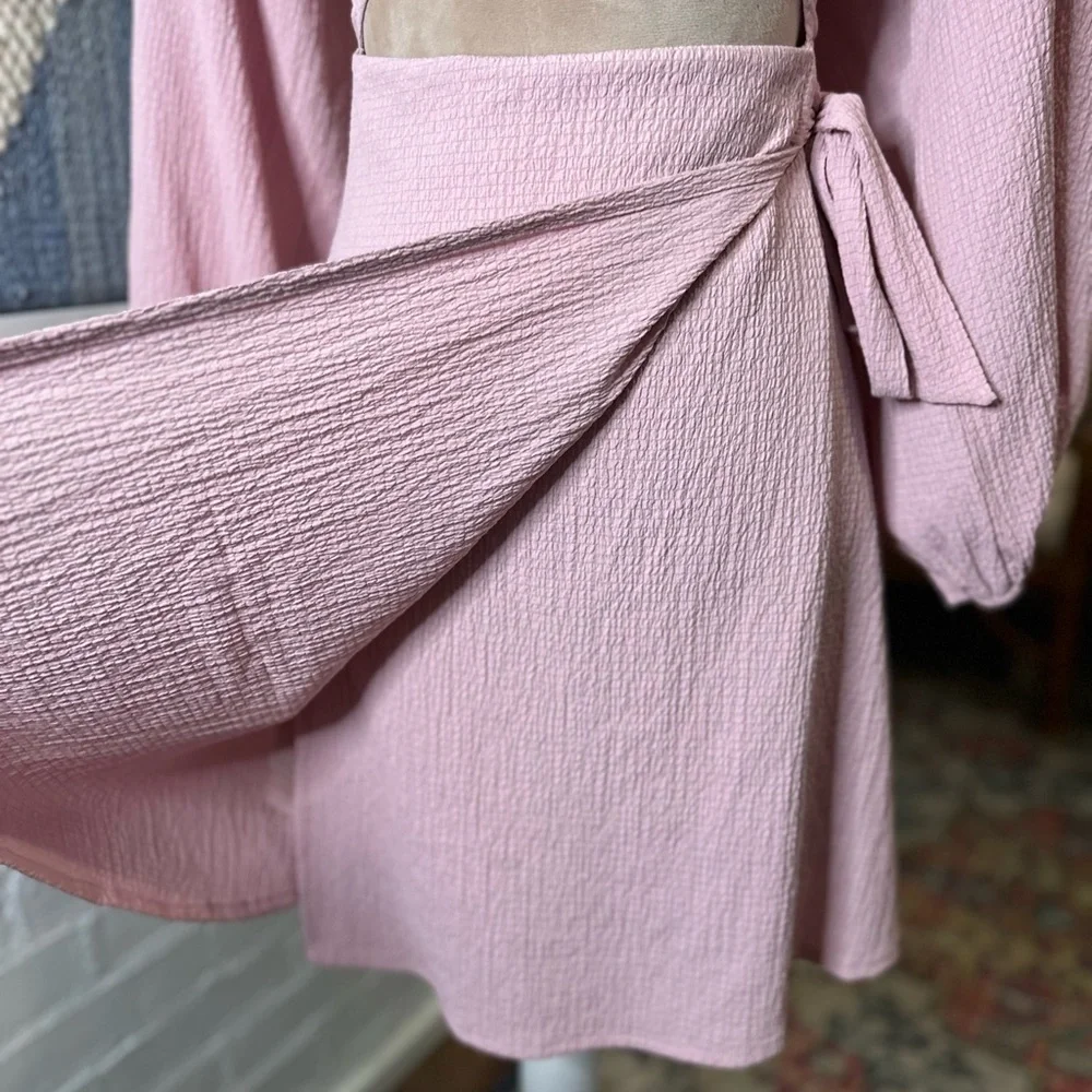 Astr The Label Dusty Pink Balloon Sleeves Cutout Dress - Picture 8 of 14